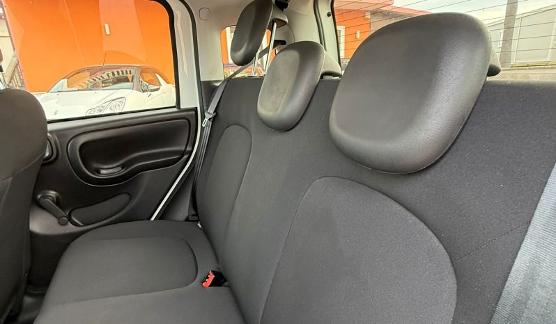 
								Fiat Panda 1.0 HYBRID 69cv completo									