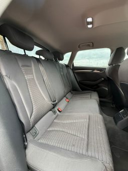 
										A3 SPORTBACK BUSINESS 2.0 tdi 150cv completo									