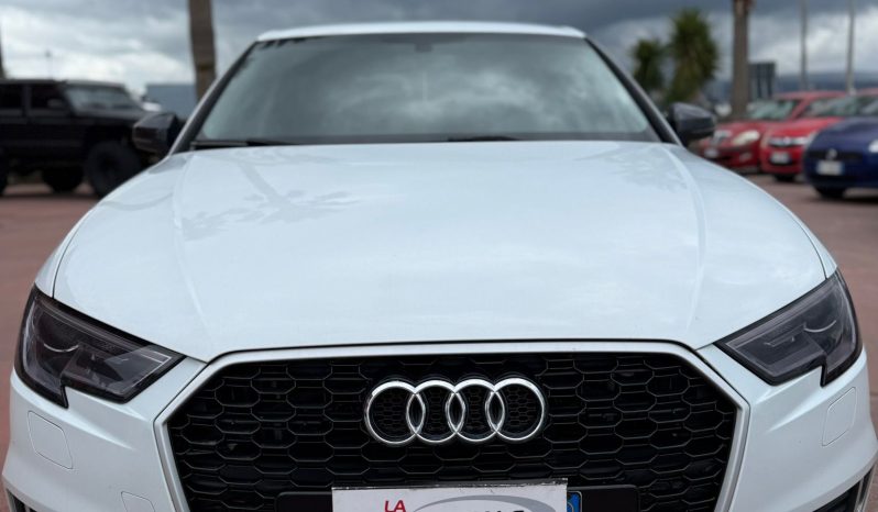 
								A3 SPORTBACK BUSINESS 2.0 tdi 150cv completo									