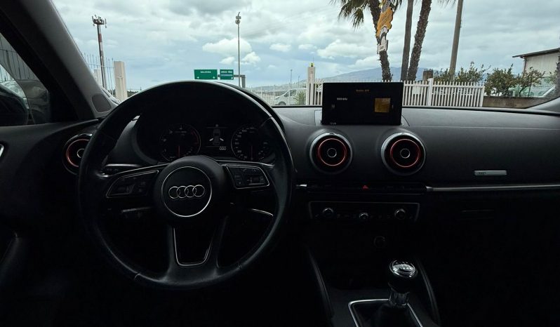 
								A3 SPORTBACK BUSINESS 2.0 tdi 150cv completo									