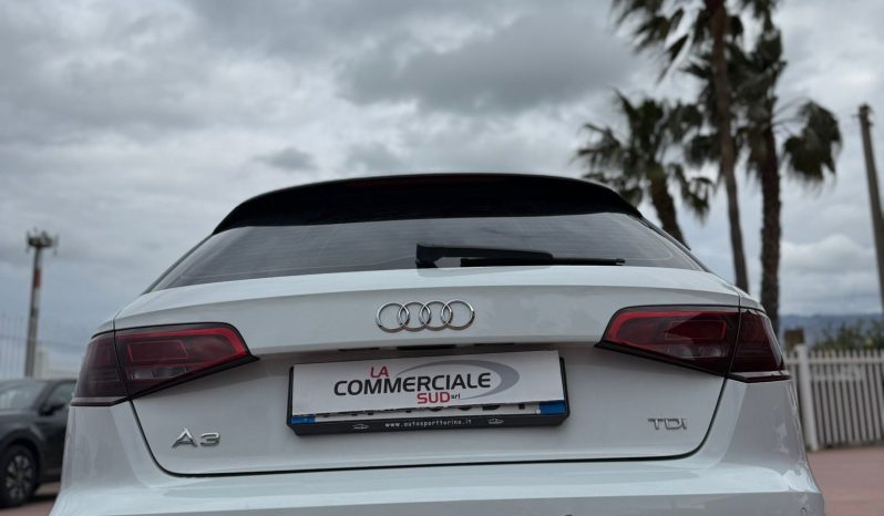 
								A3 SPORTBACK BUSINESS 2.0 tdi 150cv completo									