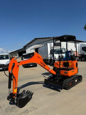 ESCAVATORE LGCM 18 Q.li