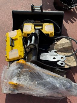 
										ESCAVATORE LGCM 17 Q.li completo									