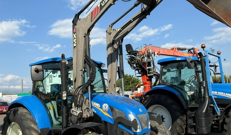 
								NEW HOLLAND T5.115 completo									