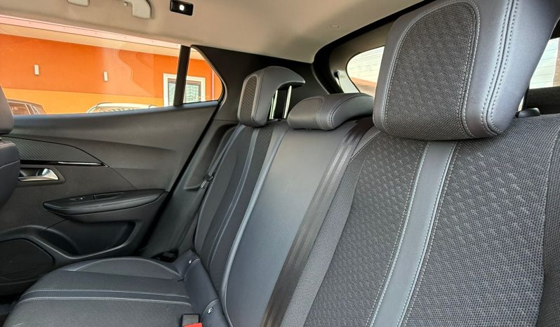 
								Peugeot 2008 completo									