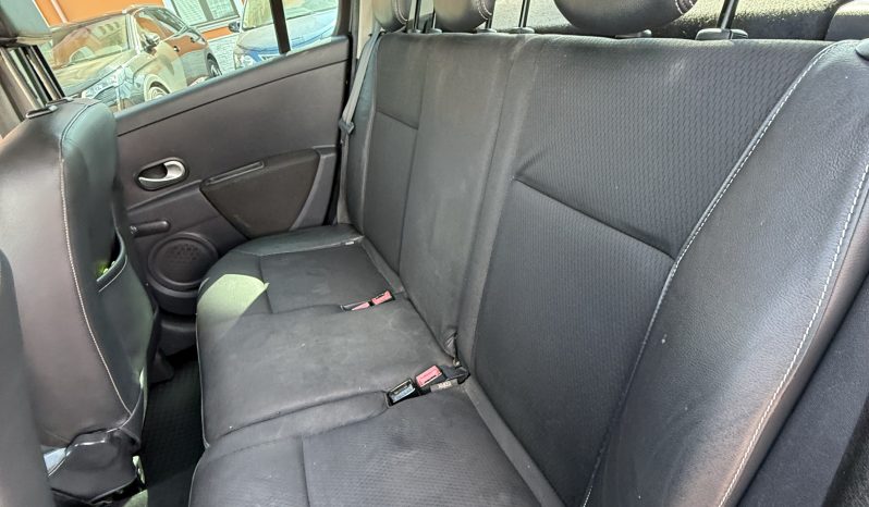 
								Renault Clio 1.5 85cv completo									