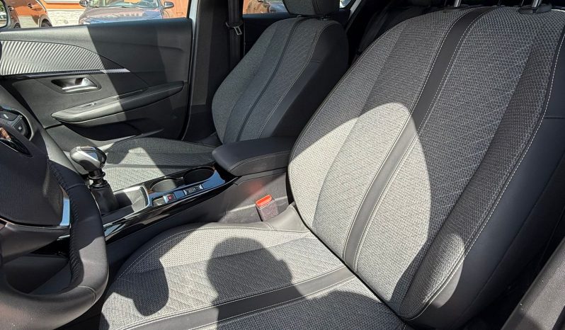 
								PEUGEOT 208 completo									