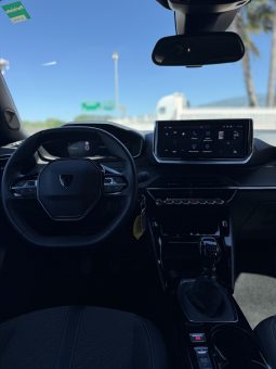 
										Peugeot 2008 completo									
