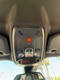 
										Peugeot 2008 completo									