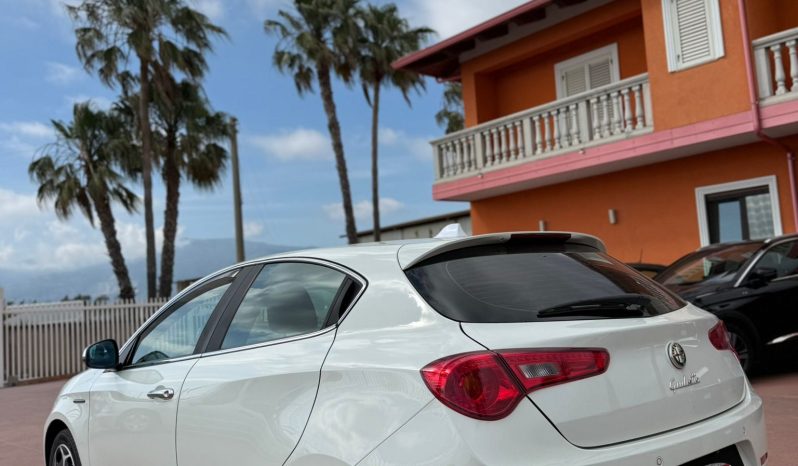 
								ALFA ROMEO GIULIETTA 2.0 170CV completo									