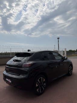 
										PEUGEOT 208 completo									
