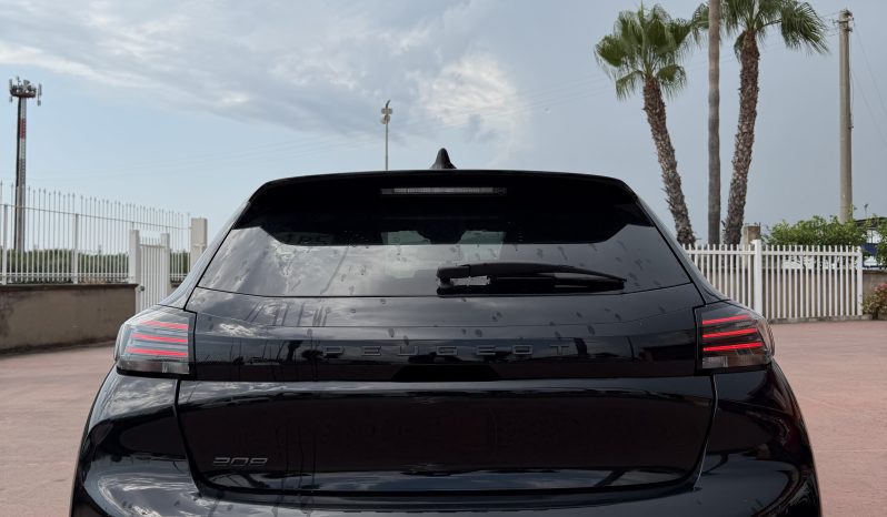 
								PEUGEOT 208 completo									